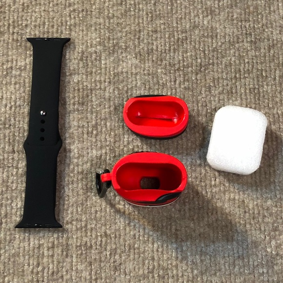 AirPod Case Bundle - Picture 5 of 5